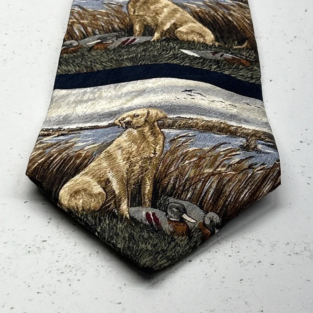 Vtg 1998 Katie D. Cundiff Yellow Lab With Mallard  Decoys 100% Silk Neck Tie USA